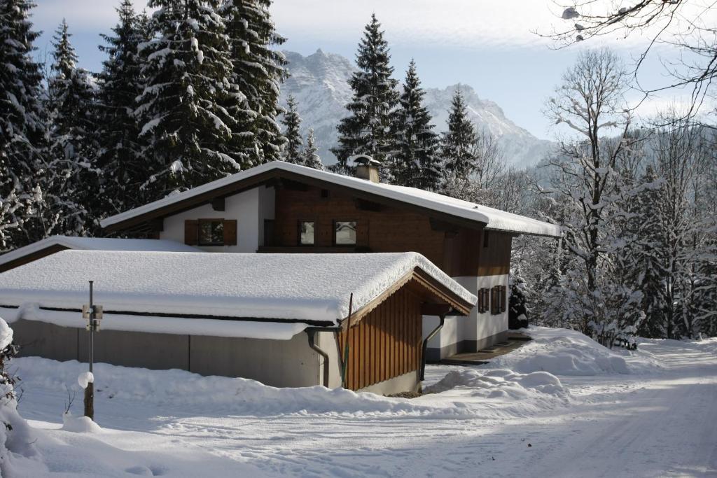 Ferienwohnung Achten Waidring Esterno foto